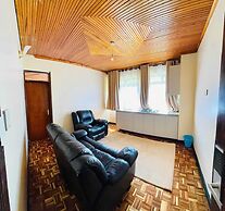 Lux Suites Hostpoa Airbnb's Eldoret