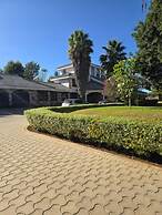 Lux Suites Hostpoa Airbnb's Eldoret