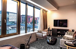 Main Suites