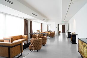 Main Suites