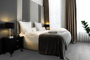 Main Suites