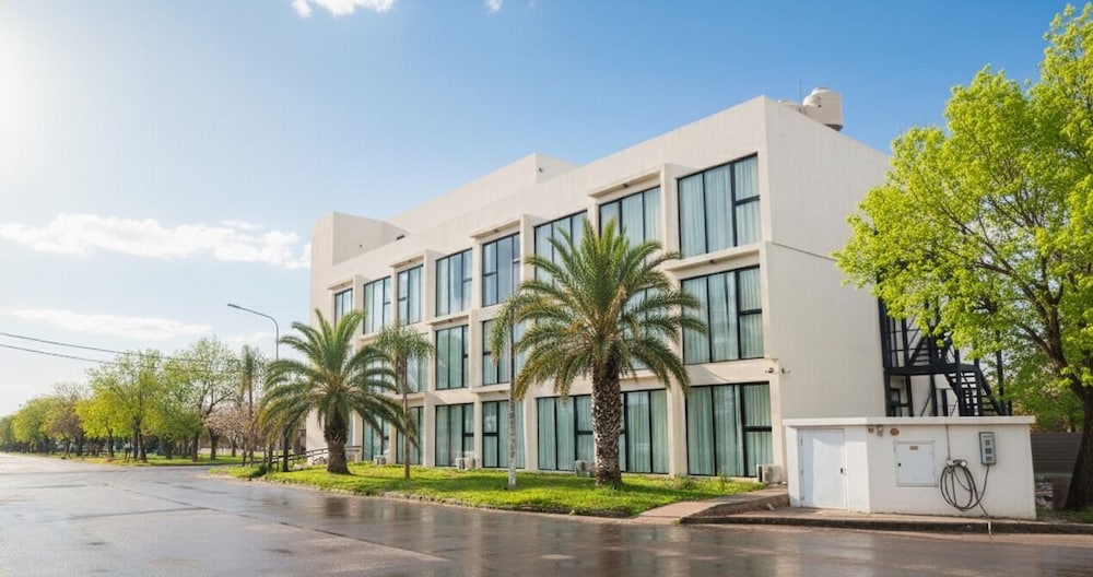 RM Campana Hotel