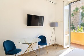 Rental in Rome Vatican Walls Apartment