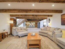 Two Parks Barn
