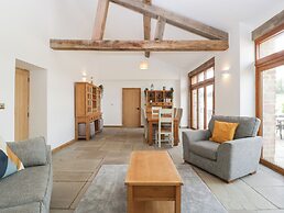 Two Parks Barn