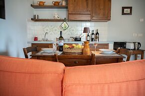 Studio Apartment in a Farmhouse With Swimming Pool