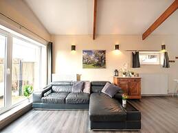 Cozy Duplex Apartment With Terrace