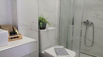 leonidas apartments and suites