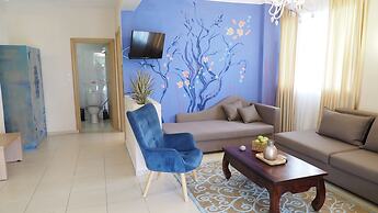 leonidas apartments and suites