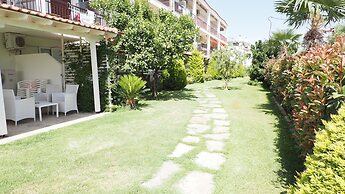 leonidas apartments and suites