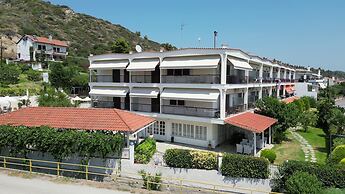leonidas apartments and suites
