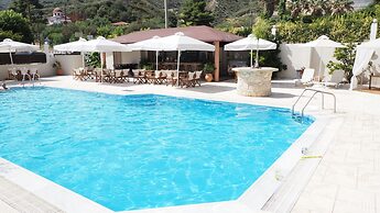 leonidas apartments and suites