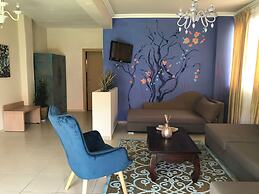 leonidas apartments and suites