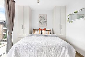 Comfy & Cozy Beach Studio 5min Walk to Bondi Beach