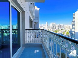 Relaxing ST Getaway Balcony, Pool & Gym Access