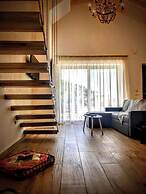 LefkoParga luxury Suites