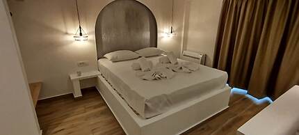 LefkoParga luxury Suites