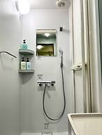 Otemachi Kamon Hotel - Caters to Men - Hostel