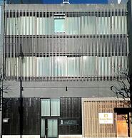 Otemachi Kamon Hotel - Caters to Men - Hostel