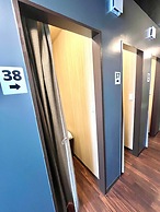 Otemachi Kamon Hotel - Caters to Men - Hostel