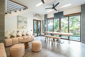 Splendid Villa 3Br Center Seminyak
