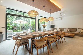 Contemporary 5BR Villa , AC, Water Filter