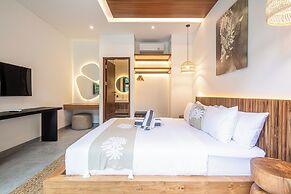 Contemporary 5BR Villa , AC, Water Filter