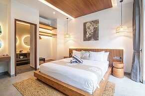 Contemporary 5BR Villa , AC, Water Filter