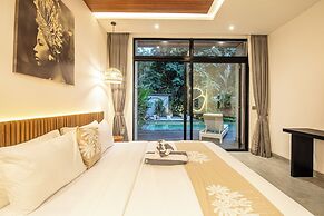 Contemporary 5BR Villa , AC, Water Filter