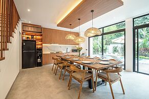 Contemporary 5BR Villa , AC, Water Filter