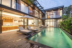Luxe 6BR Villa, 400m From Canggu, Water Filter