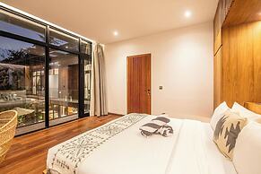 Luxe 6BR Villa, 400m From Canggu, Water Filter