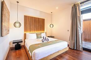 Luxe 6BR Villa, 400m From Canggu, Water Filter