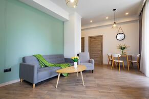 Apartments by Luxe Group DE114