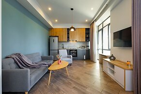 Apartments by Luxe Group DE114