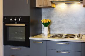 Apartments by Luxe Group DE114