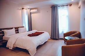 ROYAL CROWN HOTEL