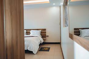 ROYAL CROWN HOTEL