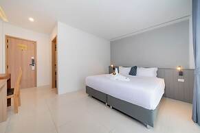 Thawalai Inn, Kata Beach