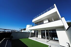 theView MiurashiHarumicho