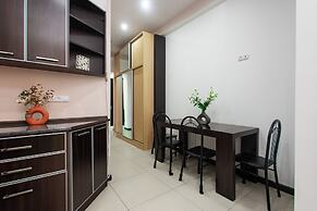 Apartment by Luxe Group DI8210
