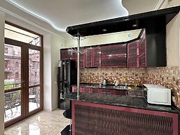 Apartment by Luxe Group AM104
