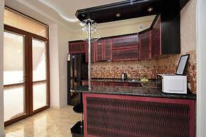 Apartment by Luxe Group AM104