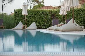 Odysseas Studios with Private Pool