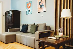 FatCat Apartments