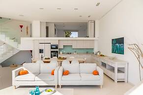 Protaras Seafront Villa Alemar
