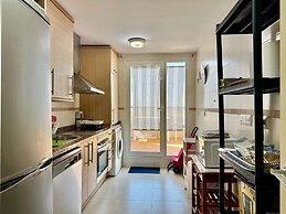 Nice Apartment With Shared Pool