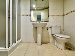 Nice Apartment With Shared Pool