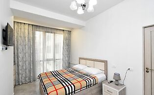 Apartment by Luxe Group DI412