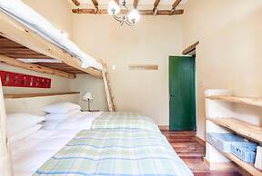 w Peaceful 4BR Villa With Nature View